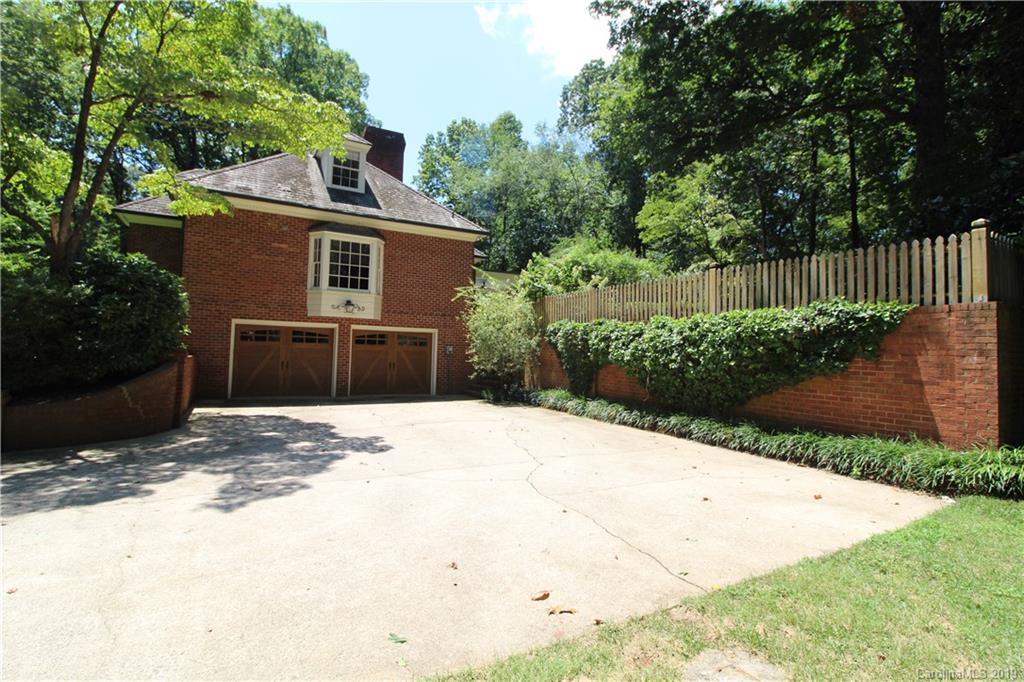 312 Valley Stream Road Statesville, NC 28677 - Photo 4 of 45 Gallery Image 4