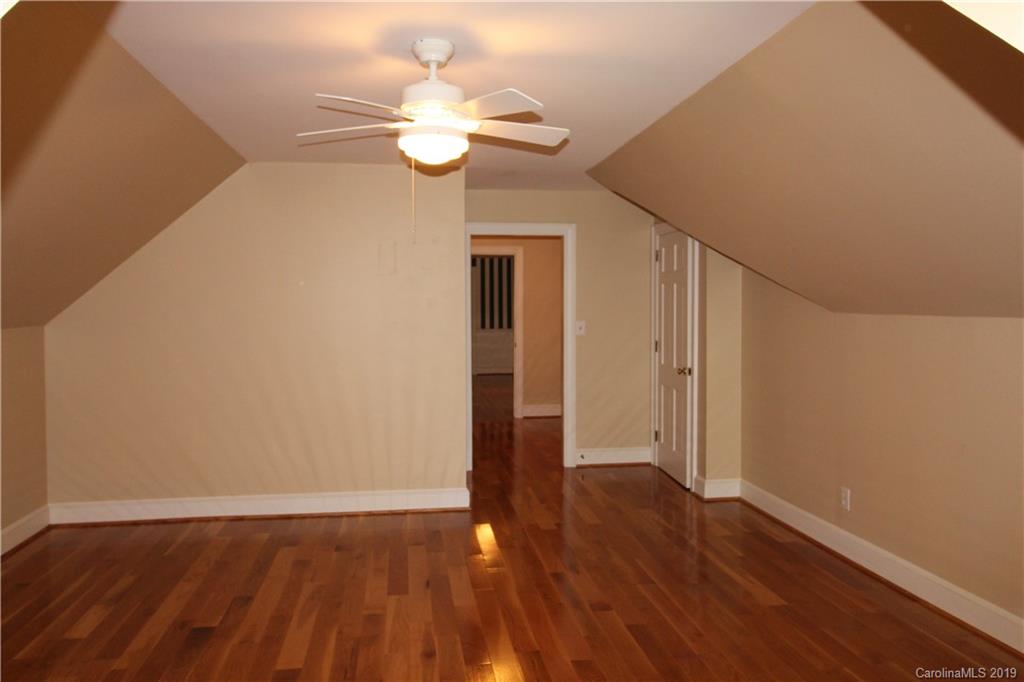 312 Valley Stream Road Statesville, NC 28677 - Photo 36 of 45 Gallery Image 36