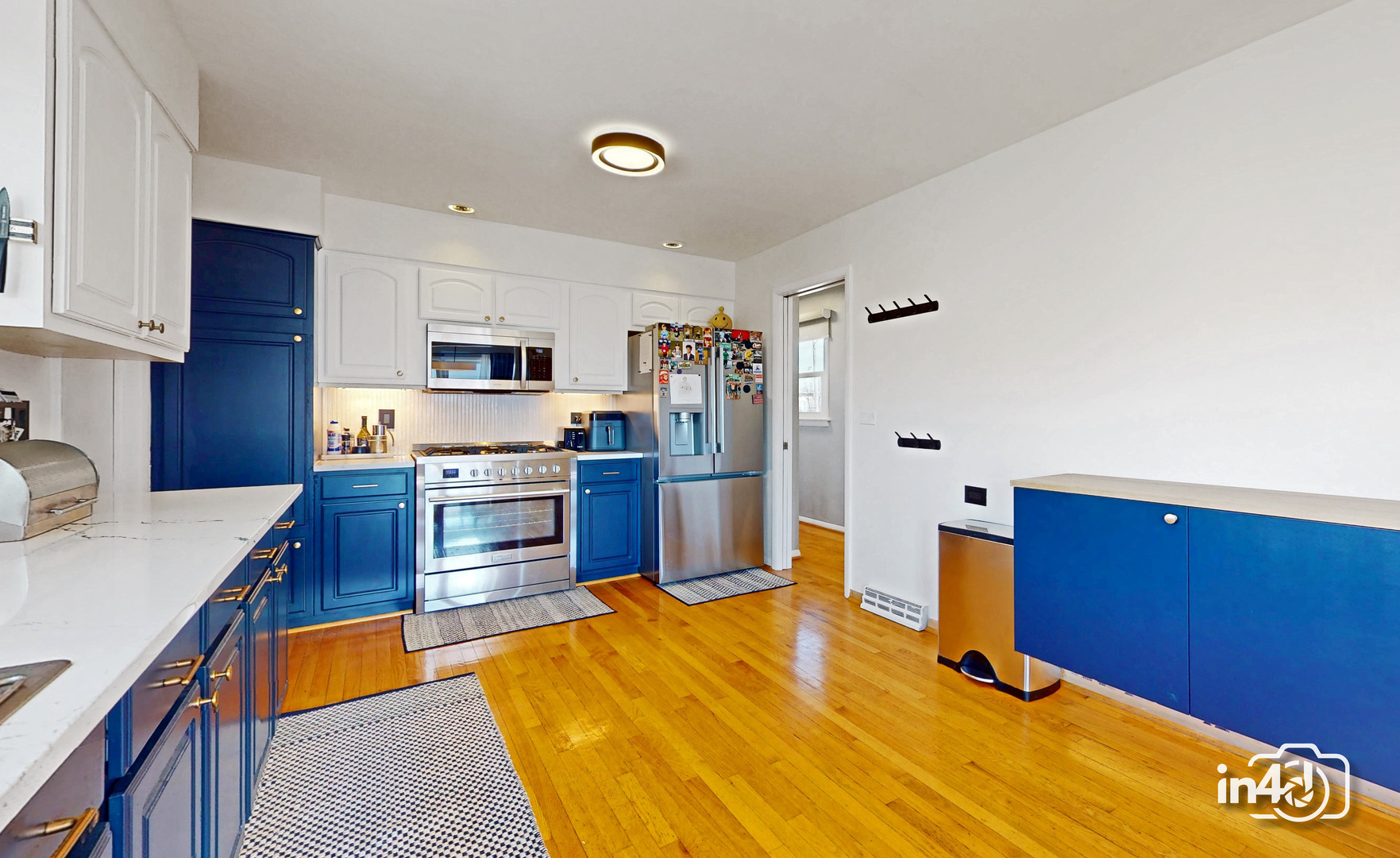 7731 Maple Street Morton Grove, IL 60053 - Photo 6 of 48