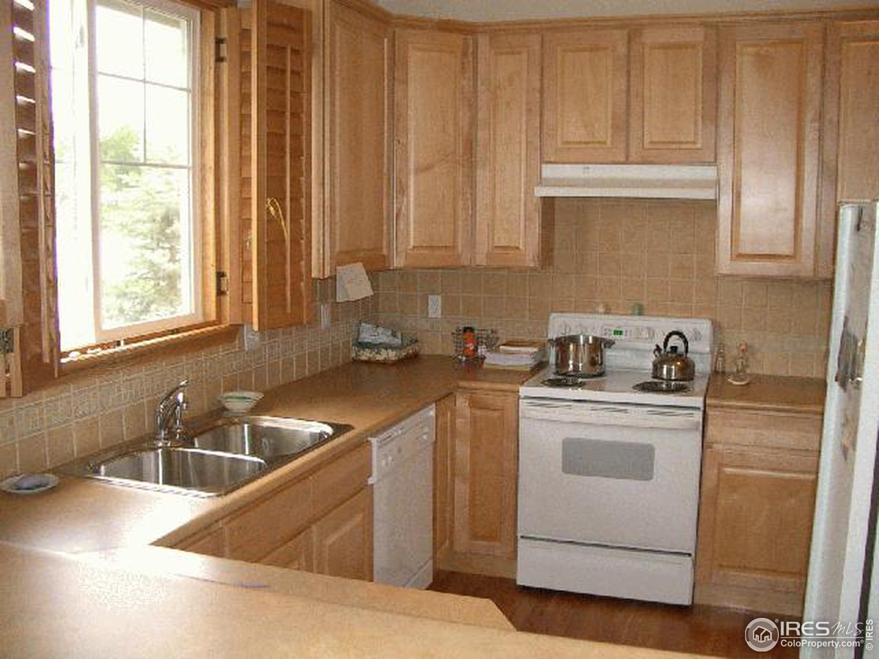 552 Wild Ridge Lane, Unit 40 Lafayette, CO 80026 - Photo 5 of 10 Wild Ridge kitchen