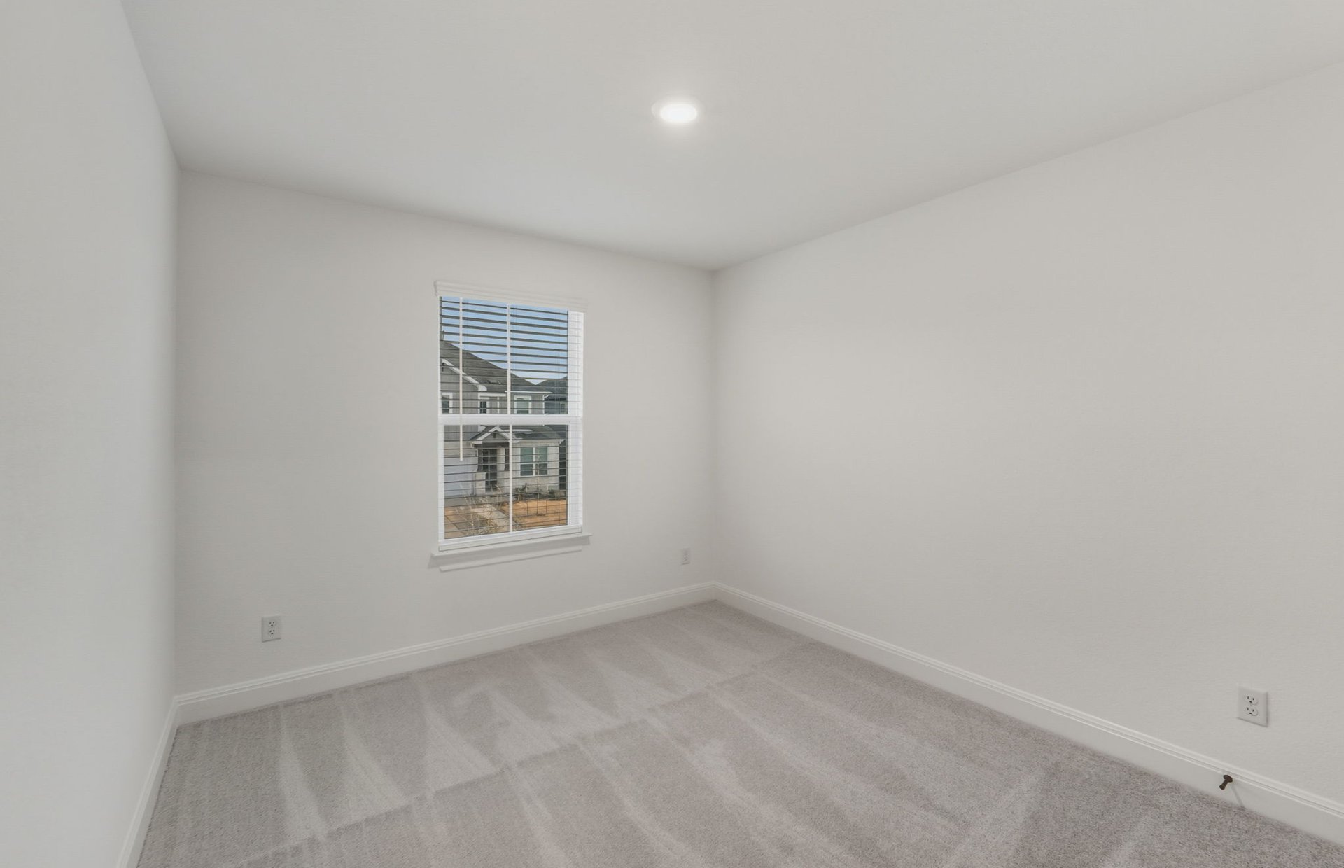 456 Foresail Road Leander, TX 78641 - Photo 15 of 22 an empty room with a window