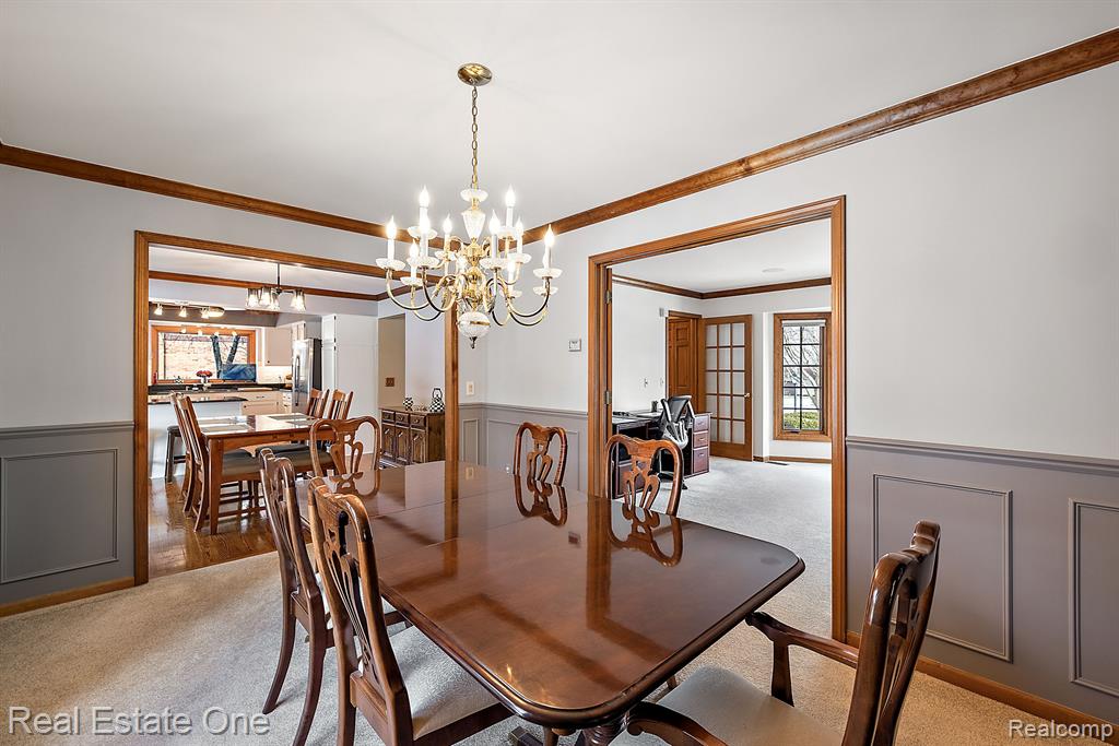 1276 Pembroke Drive Rochester Hills, MI 48307 - Photo 15 of 49
