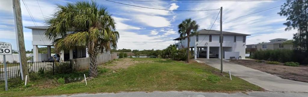 6733 Driftwood Drive Hudson, FL 34667 - Photo 6 of 9