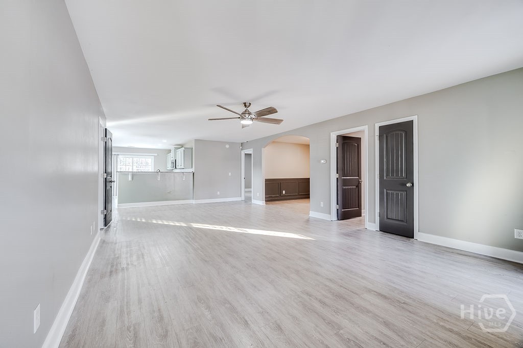 190 Cypress Cove Lane Rincon, GA 31326 - Photo 5 of 38 Living room