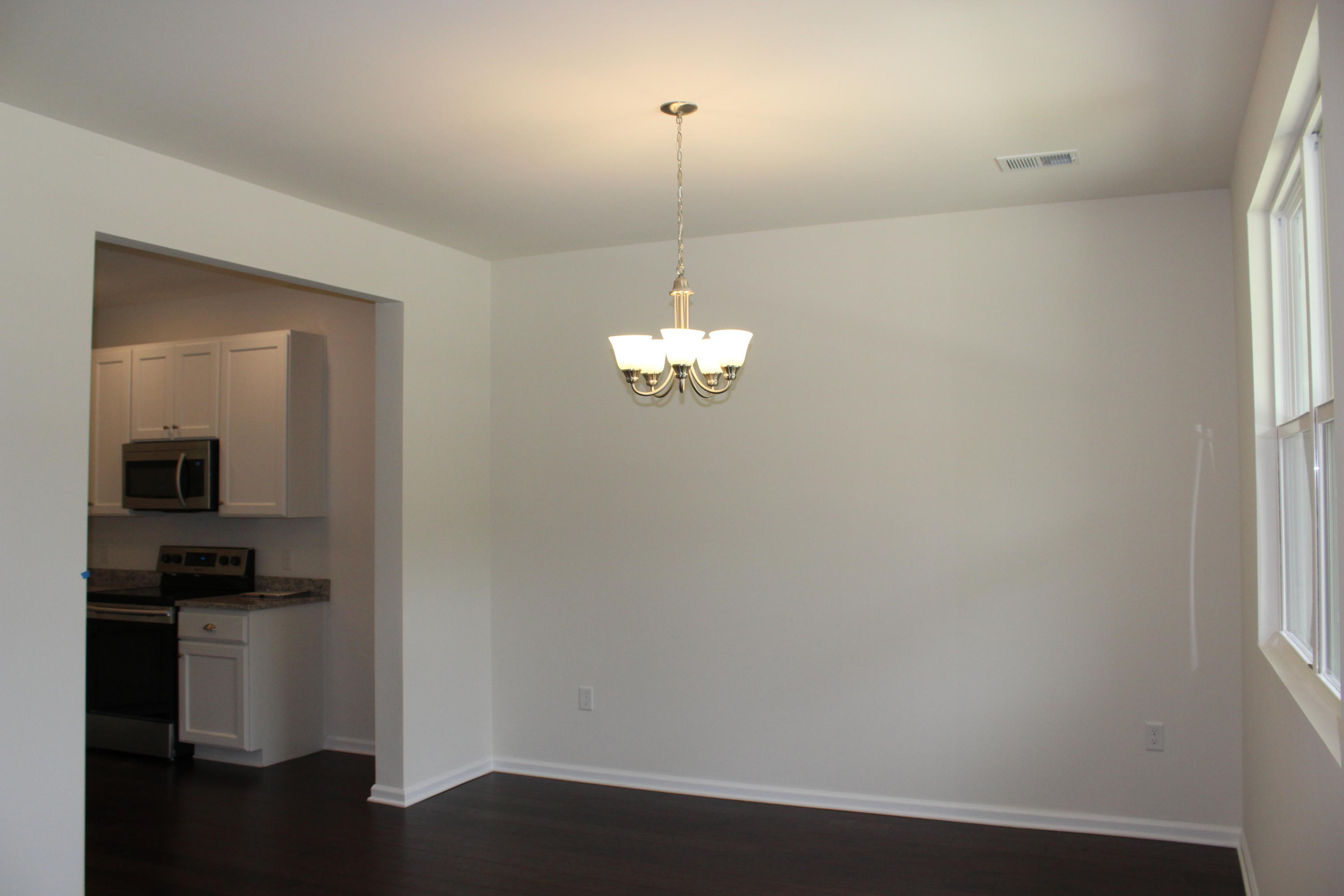 201 Woodward Road, Unit 116 Goose Creek, SC 29445 - Photo 3 of 18 Dining room