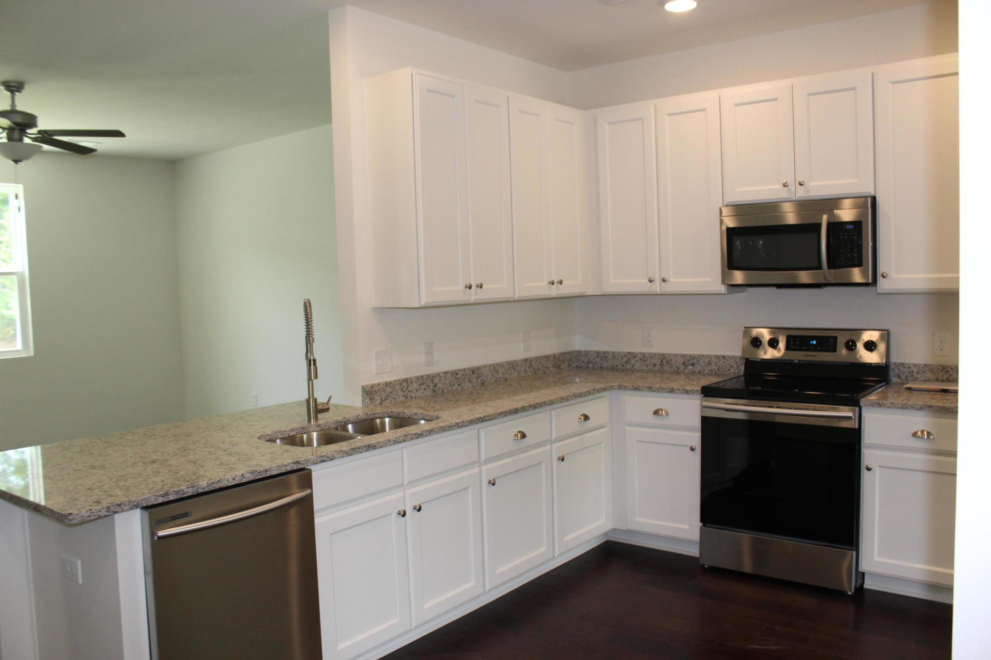 201 Woodward Road, Unit 116 Goose Creek, SC 29445 - Photo 5 of 18 Open kitchen
