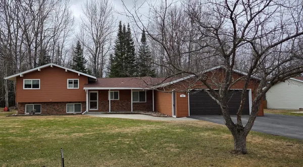 $279,900 | 321 Shorewood Drive, International Falls, MN 56649