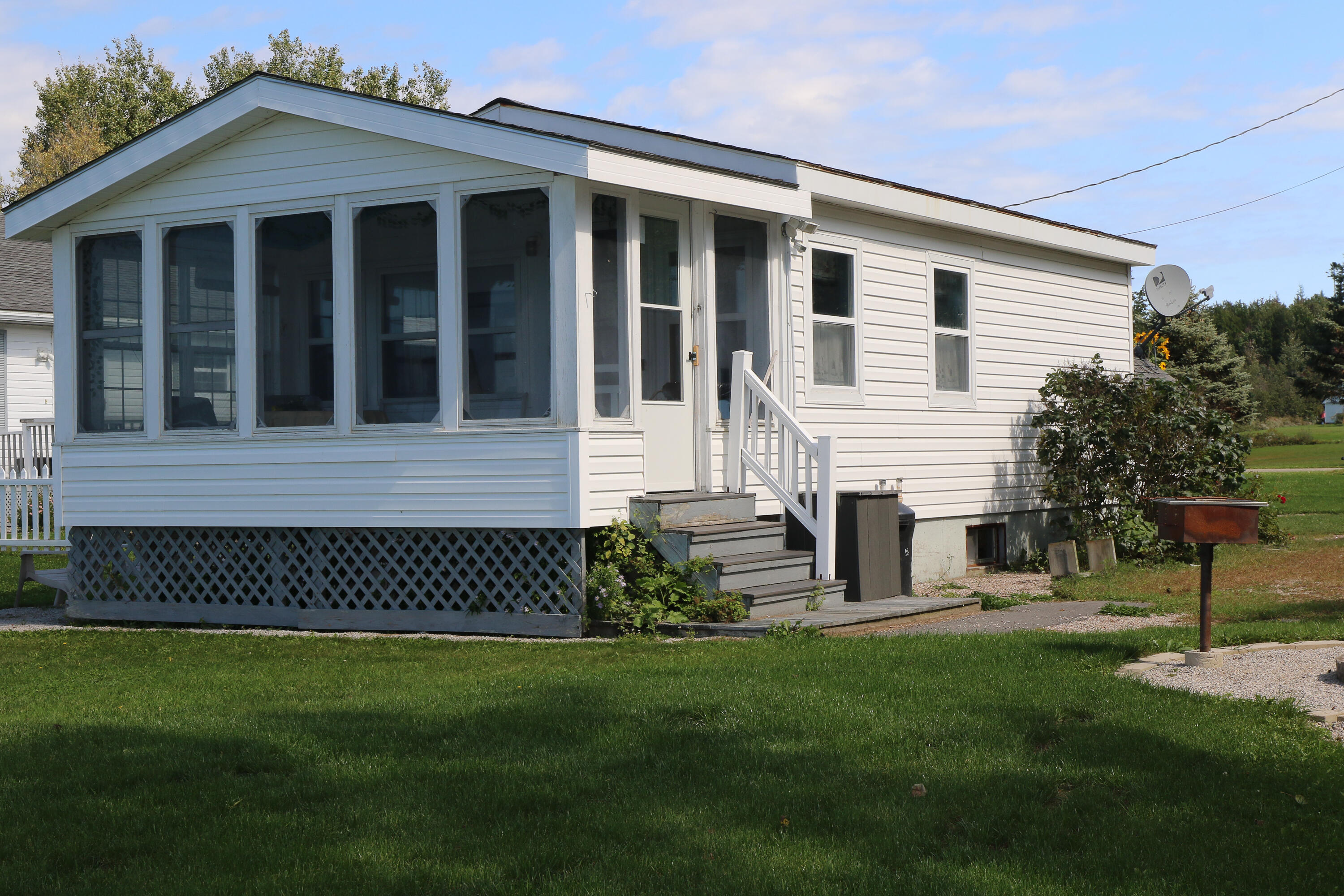 1418 Castine Road Penobscot, ME 04476 - Photo 22 of 30 133A0058