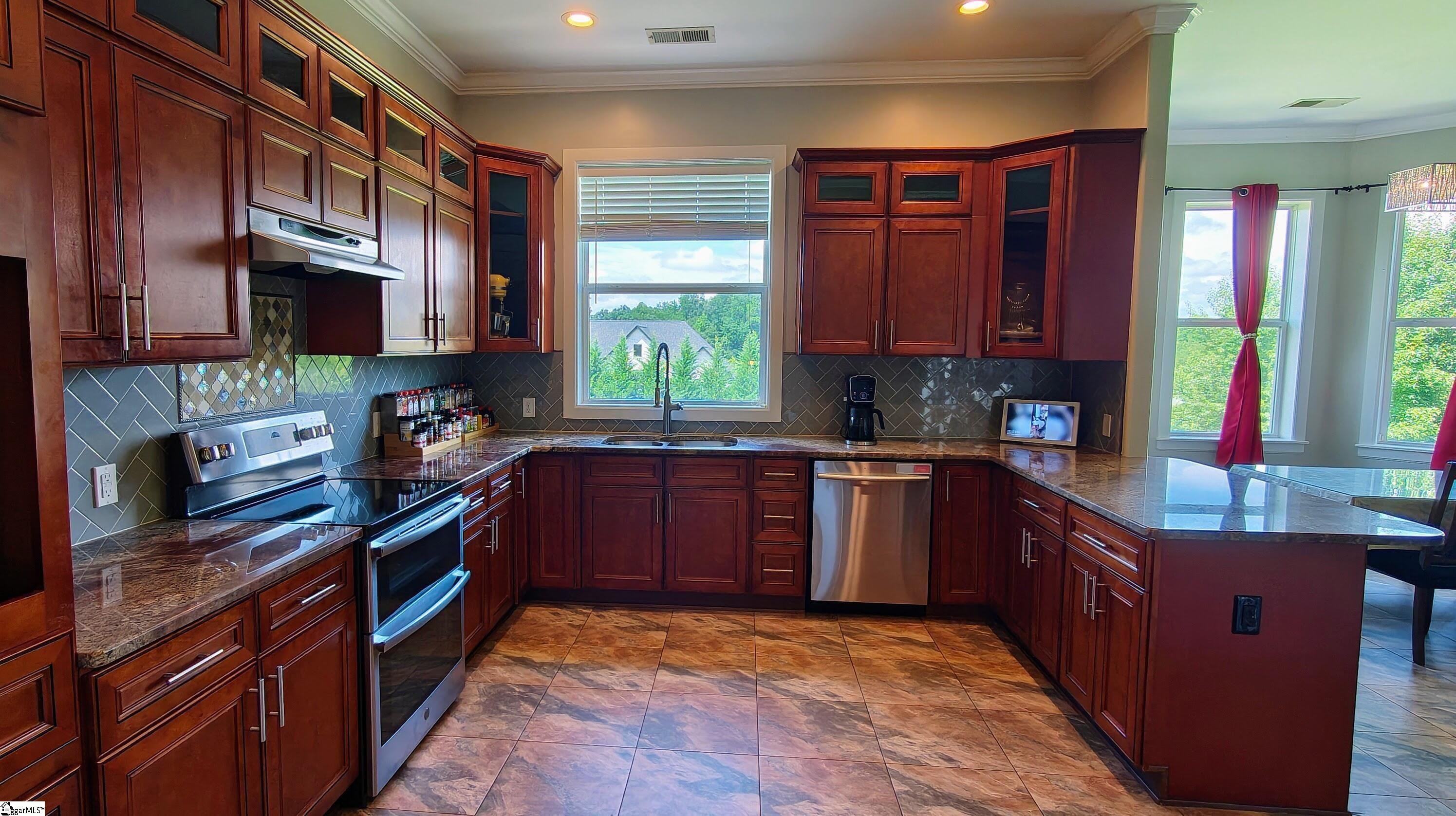 240 Wilkins Road Campobello, SC 29322 - Photo 12 of 42 Gallery Image 12
