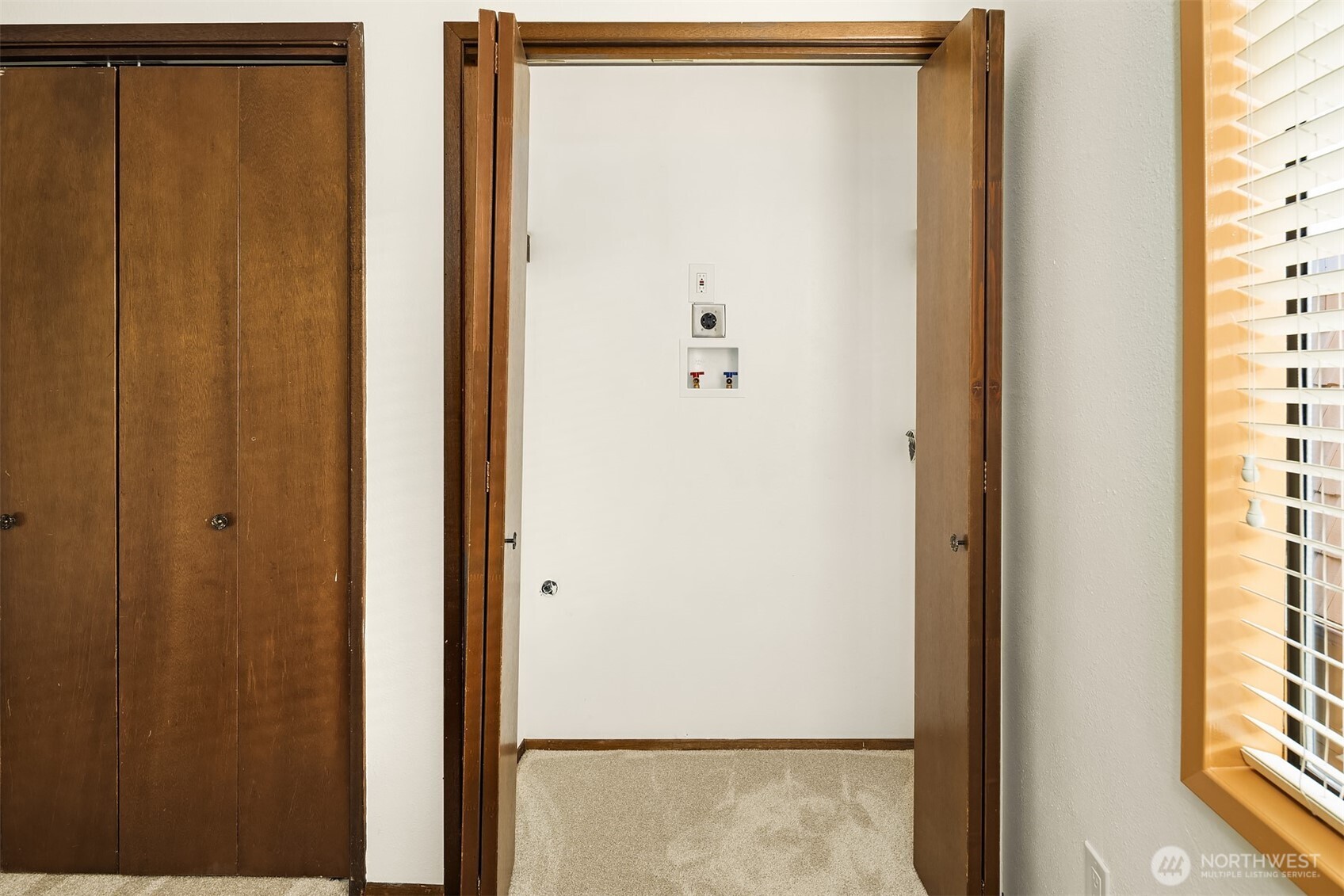 1612 33rd Street, Unit 104 Everett, WA 98201 - Photo 20 of 24 a view of front door