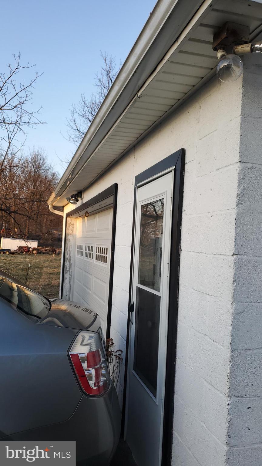 1700 Kimble Road Berryville, VA 22611 - Photo 19 of 74 GARAGE