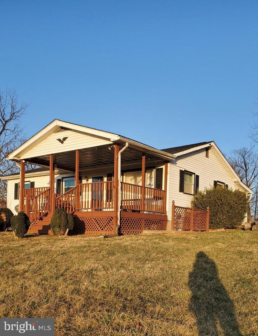1700 Kimble Road Berryville, VA 22611 - Photo 9 of 74 SIDE FRONT VIEW