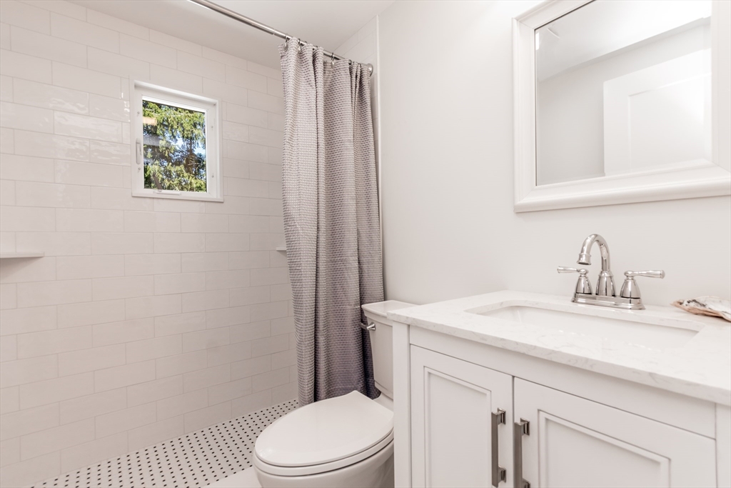 37 Naushon Road Dennis, MA 02639 - Photo 24 of 33 Gallery Image 24