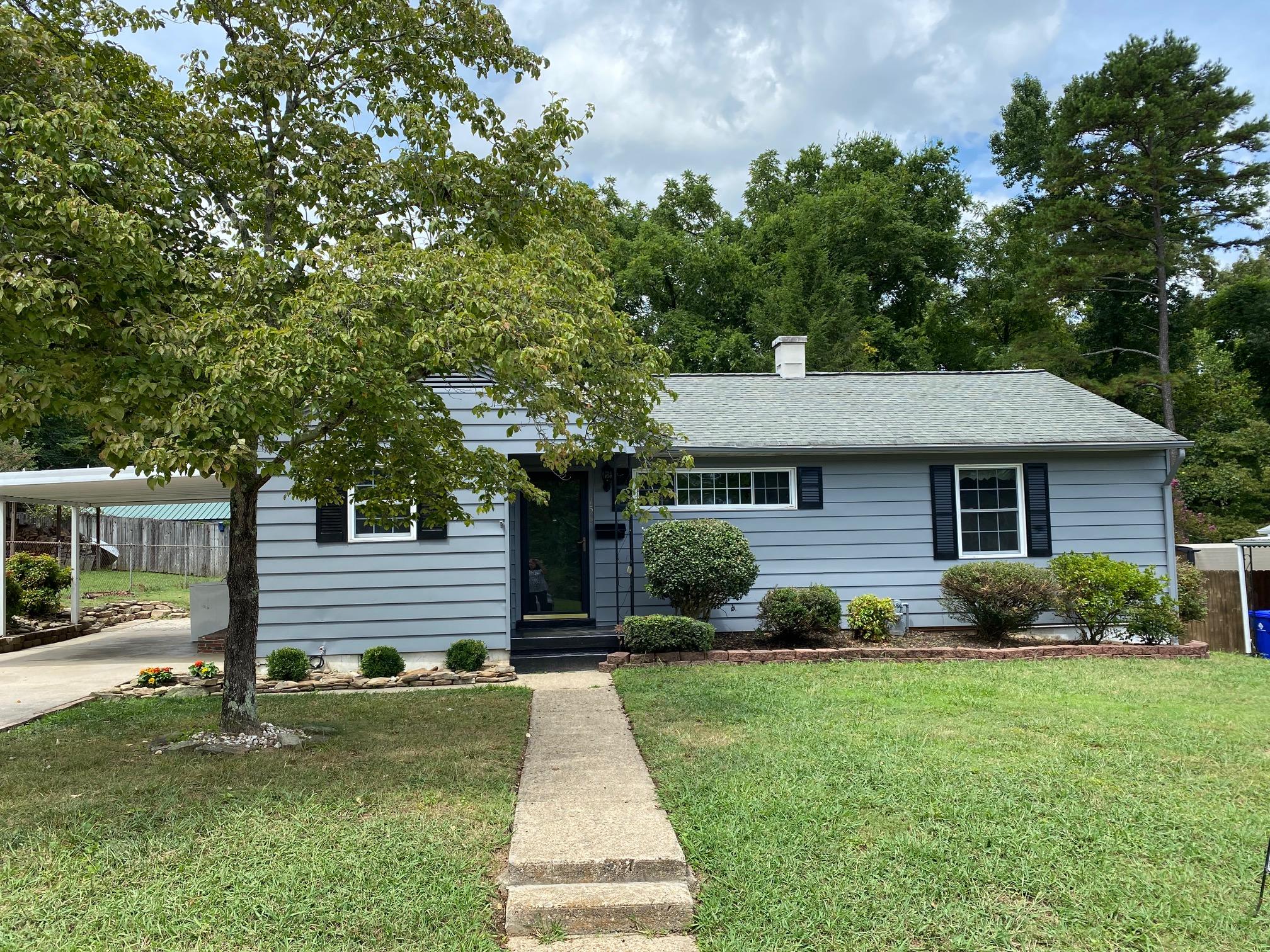 158 Athens Road Oak Ridge, TN 37830 - Photo 3 of 29 158 Front view