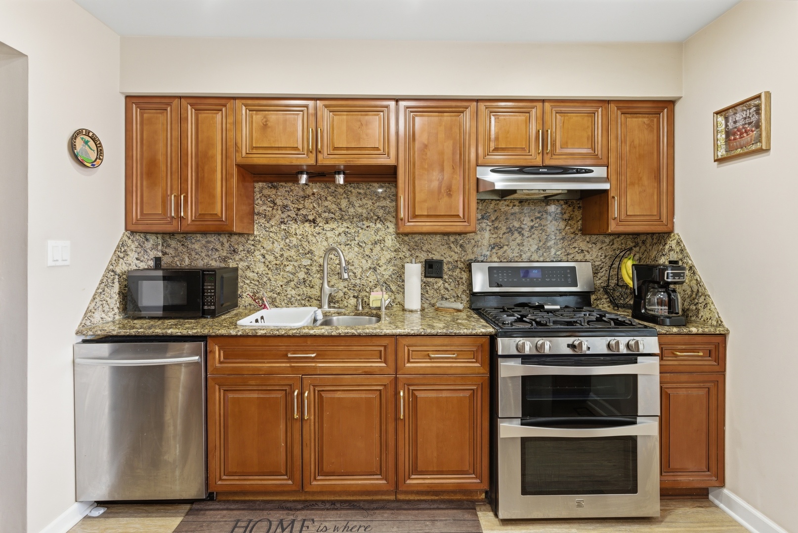 824 Oakton Avenue Romeoville, IL 60446 - Photo 6 of 27