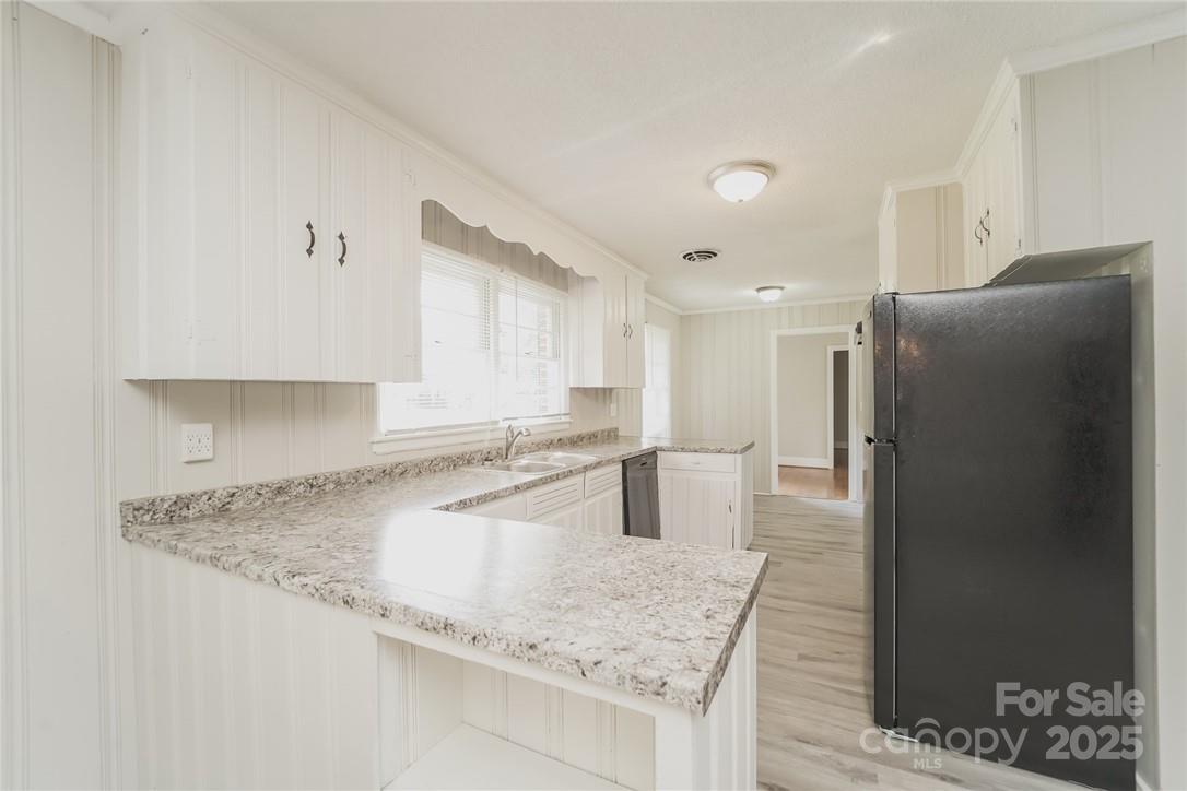 401 Pine Street Fort Mill, SC 29715 - Photo 8 of 15