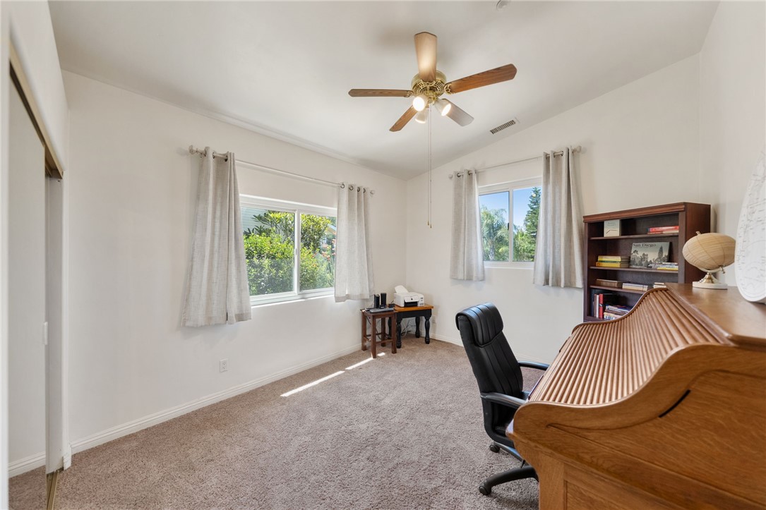 2713 East Mission Road Fallbrook, CA 92028 - Photo 22 of 36