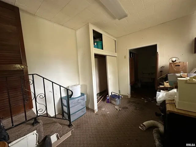 $120,000 | 605 West State Street, Buckner, IL 62819