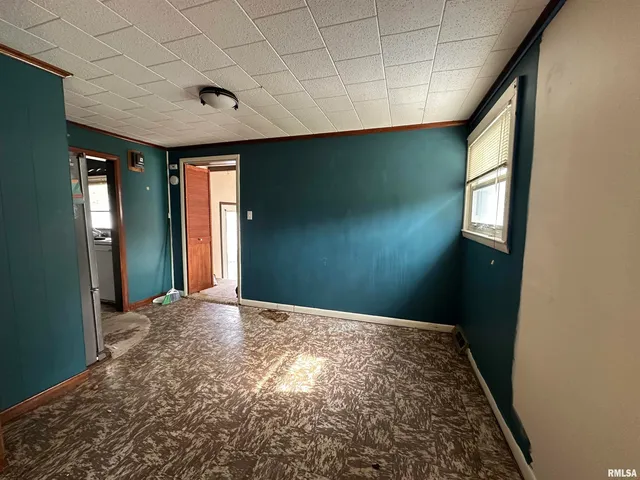 $120,000 | 605 West State Street, Buckner, IL 62819