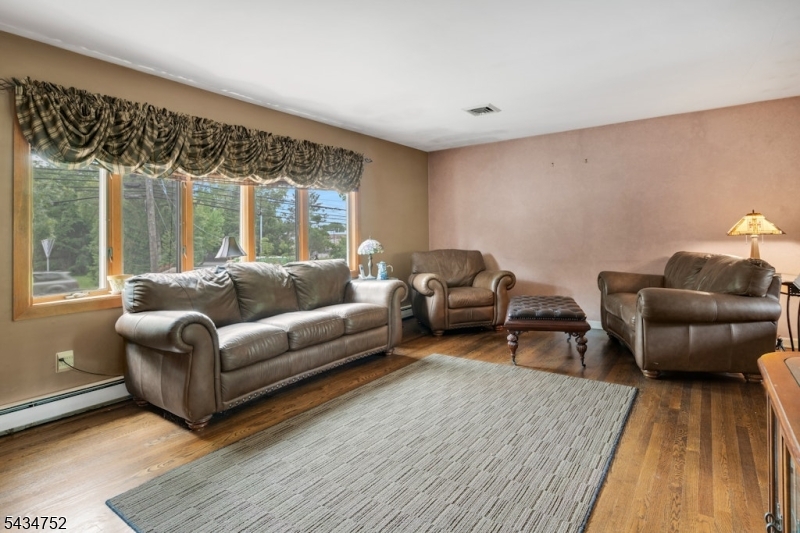 185 Ratzer Road Wayne, NJ 07470 - Photo 17 of 36