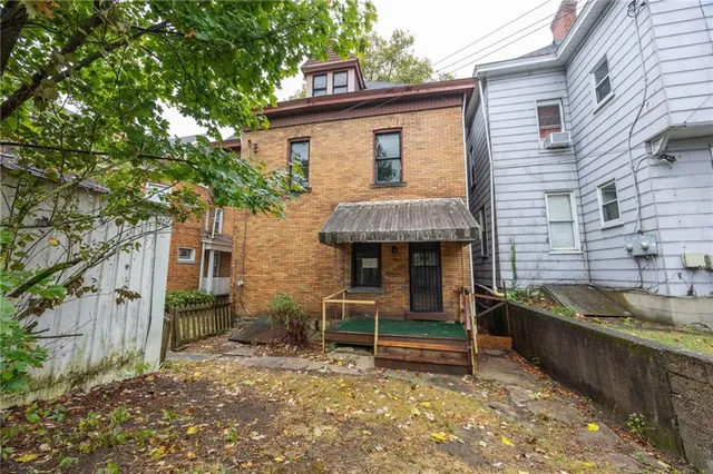 $125,000 | 705 Taylor Avenue, Pittsburgh, PA 15202