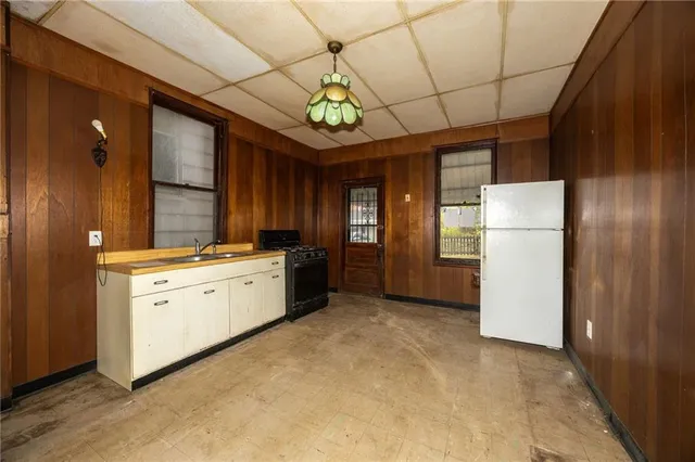 a bathroom with a sink and bathtub