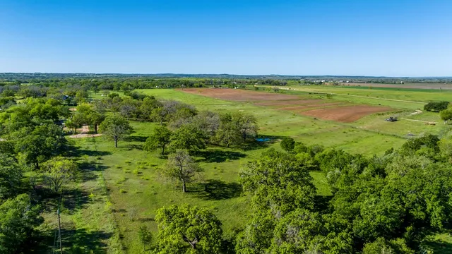 a view of an ocean and an outdoor space