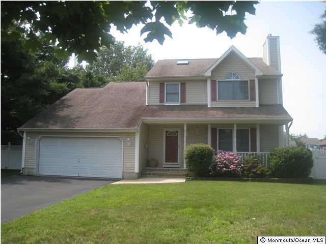 2202 Riviera Parkway Point Pleasant, NJ 08742 - Photo 1 of 3 Primary Photo