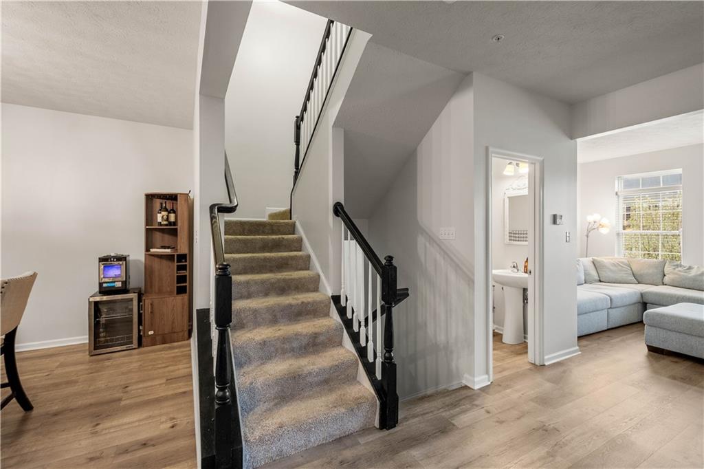 22 Truman Circle McKees Rocks, PA 15136 - Photo 15 of 32