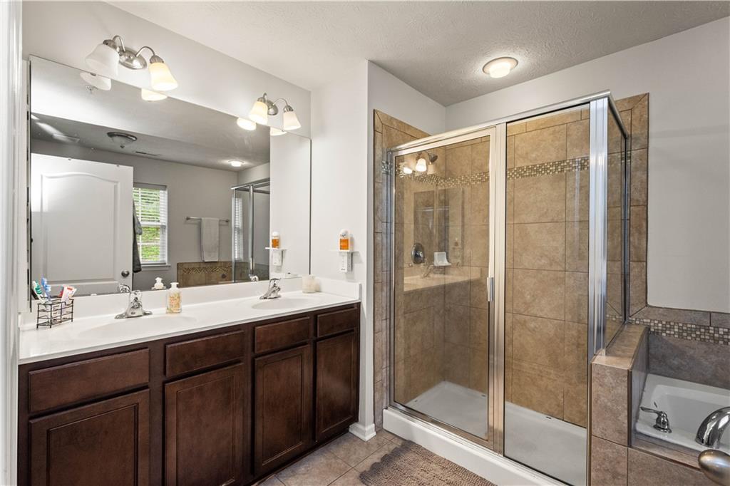 22 Truman Circle McKees Rocks, PA 15136 - Photo 18 of 32