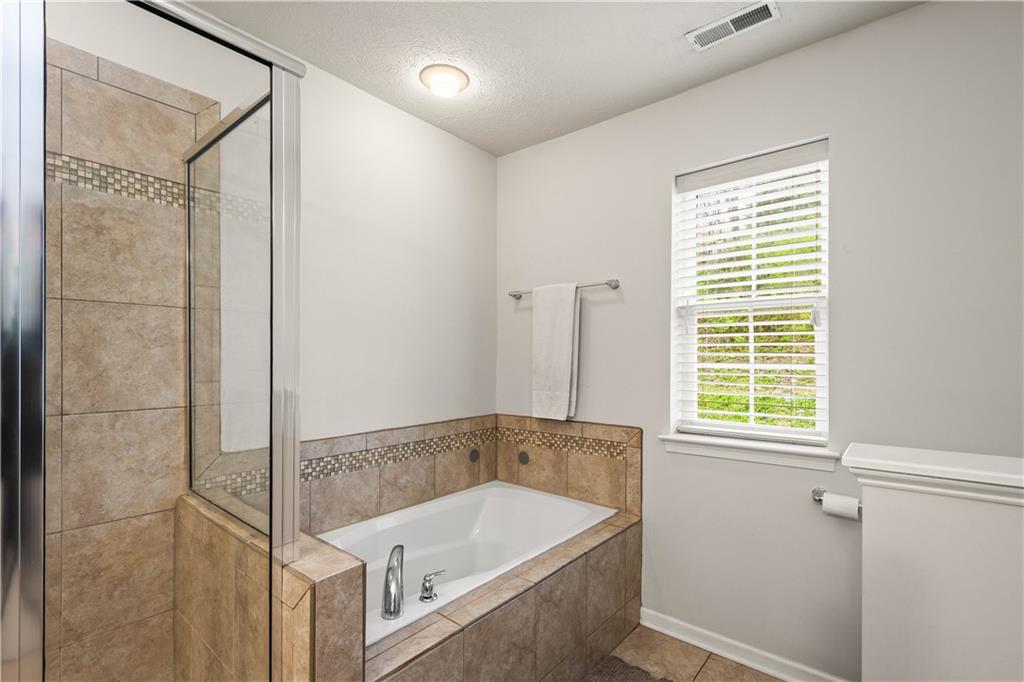 22 Truman Circle McKees Rocks, PA 15136 - Photo 20 of 32