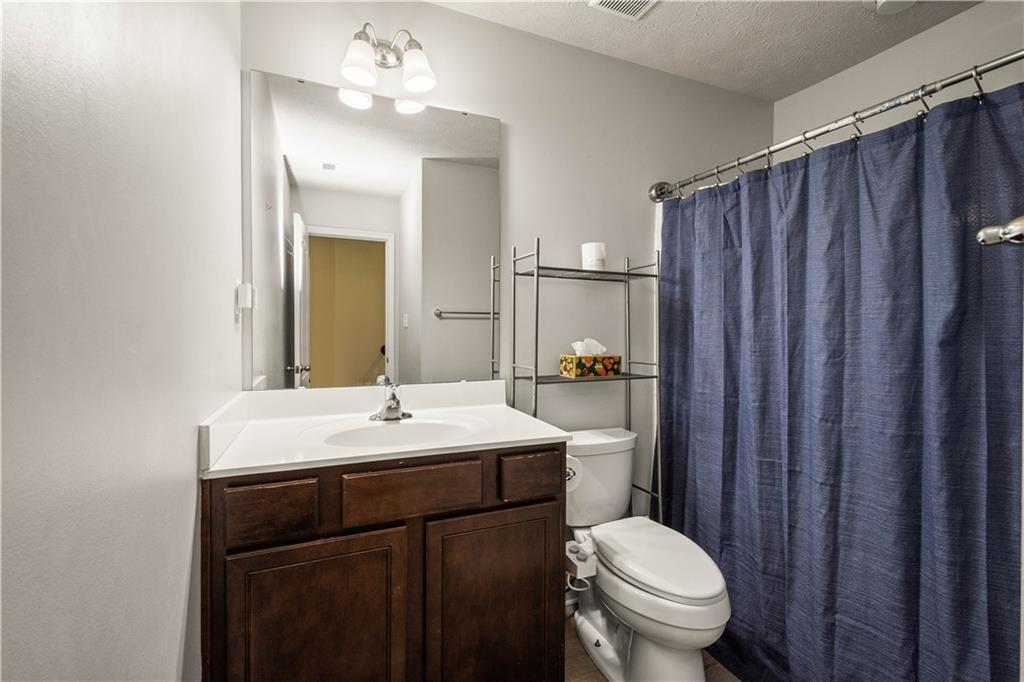 22 Truman Circle McKees Rocks, PA 15136 - Photo 23 of 32