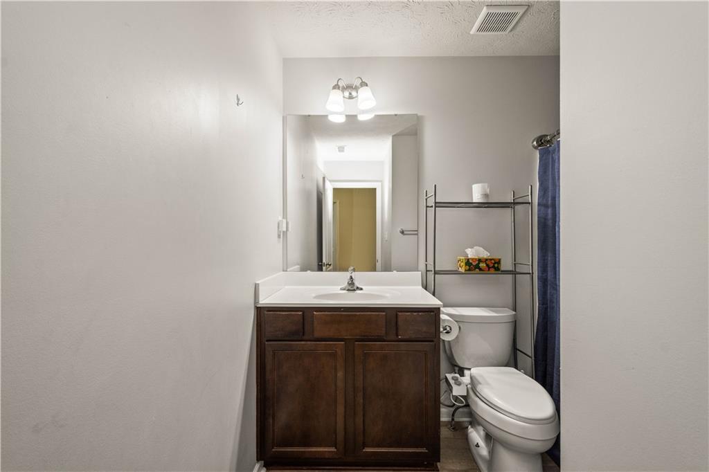 22 Truman Circle McKees Rocks, PA 15136 - Photo 24 of 32