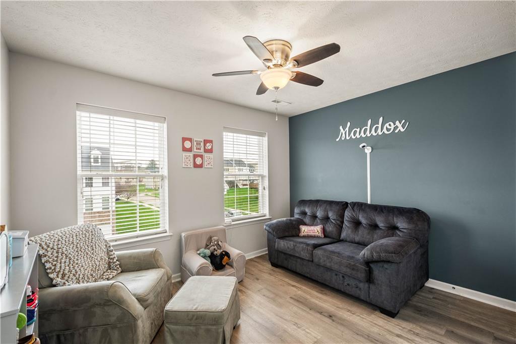 22 Truman Circle McKees Rocks, PA 15136 - Photo 25 of 32