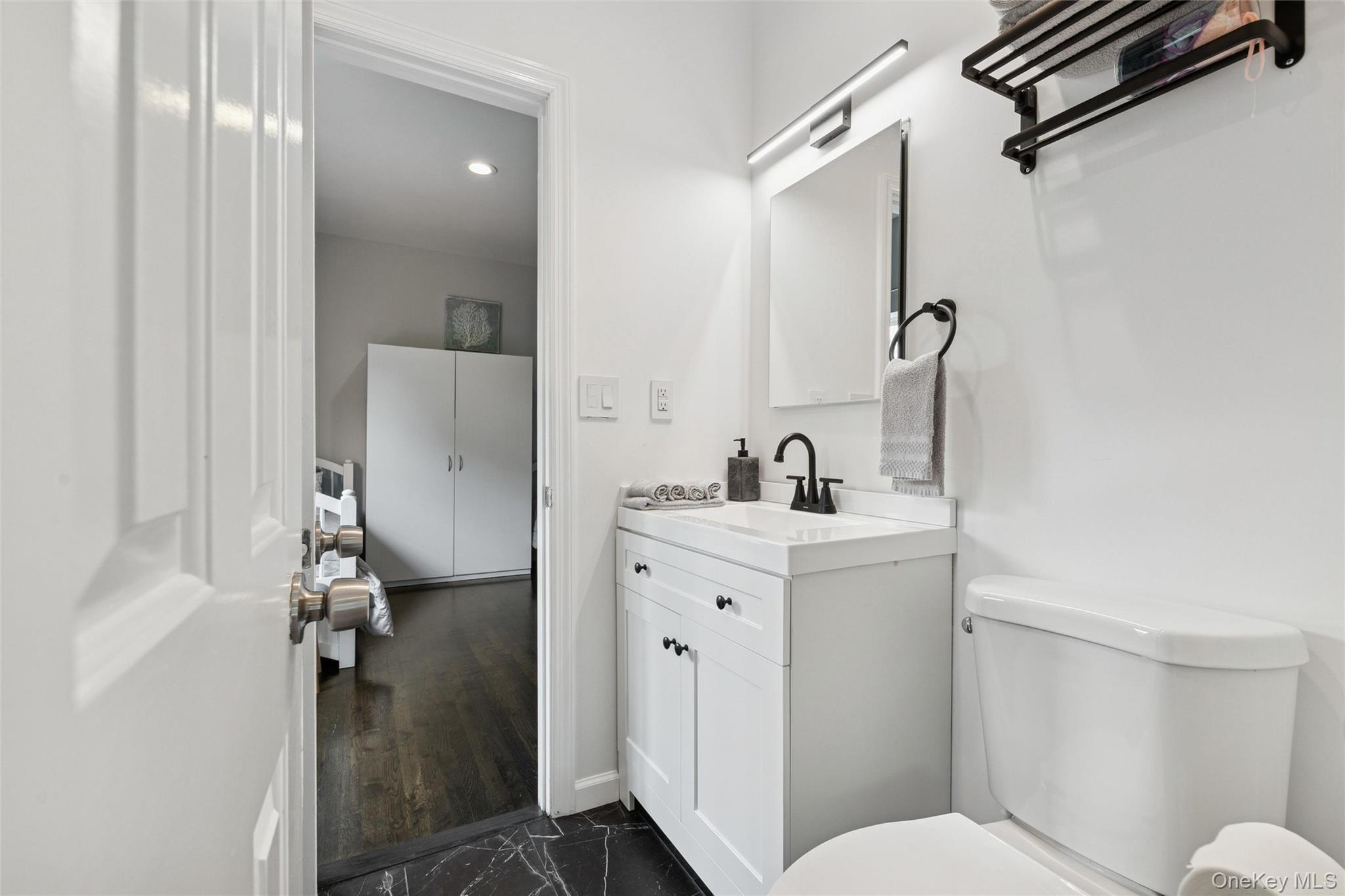 138 North Road Hampton Bays, NY 11946 - Photo 22 of 30