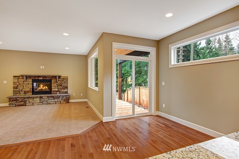 8646 Northeast 177th Place Bothell, WA 98011 - Photo 8 of 10 Gallery Image 8