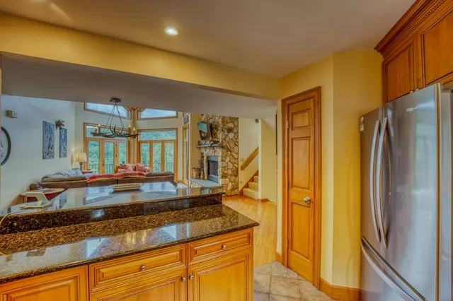 $1,390,000 | 305 Crawford Ridge Road, Unit 14, Carroll, NH 03595