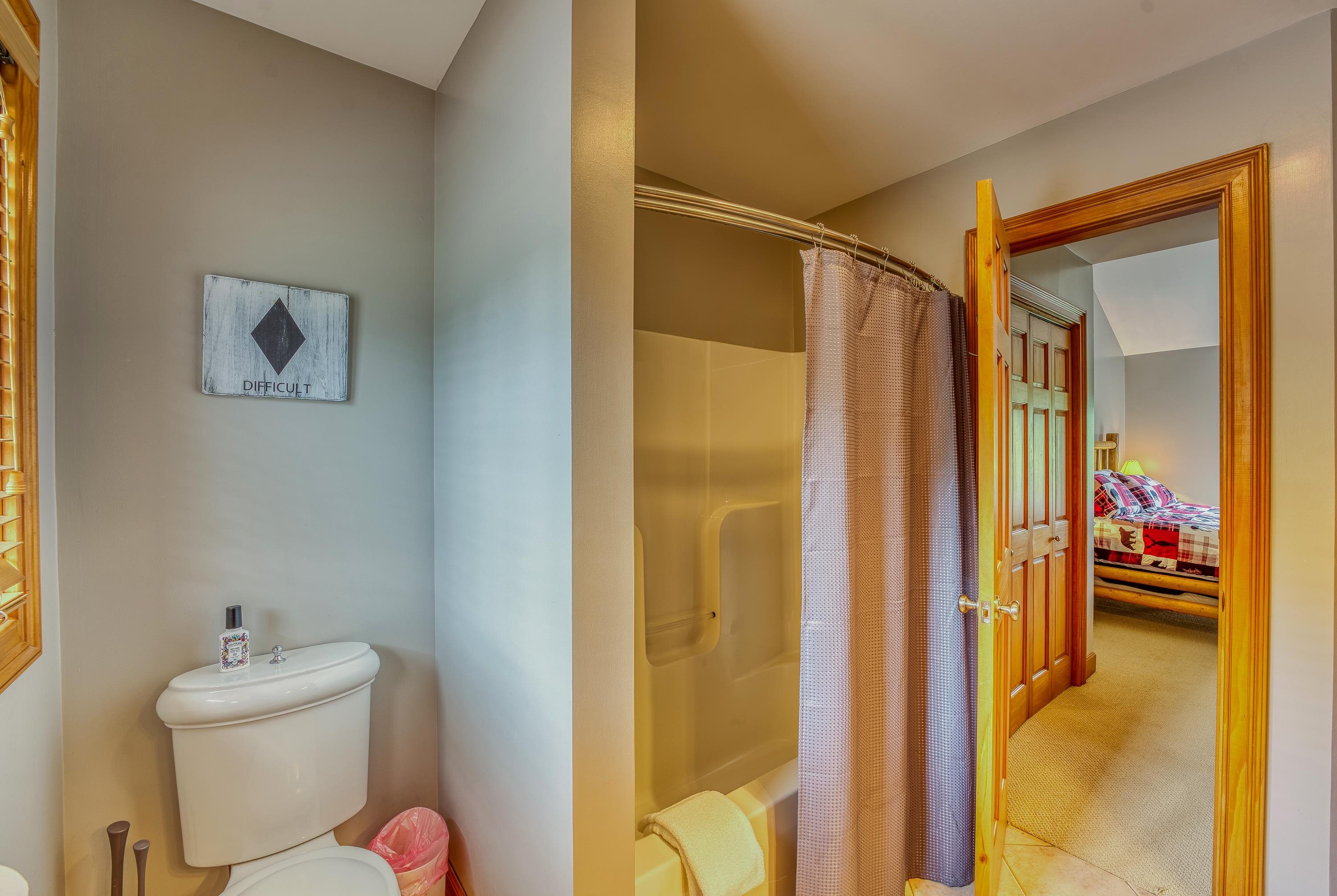 305 Crawford Ridge Road, Unit 14 Carroll, NH 03595 - Photo 23 of 50