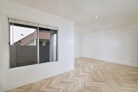 $425,000 | 8015 Caminito De Pizza, Unit E, San Diego, CA 92108