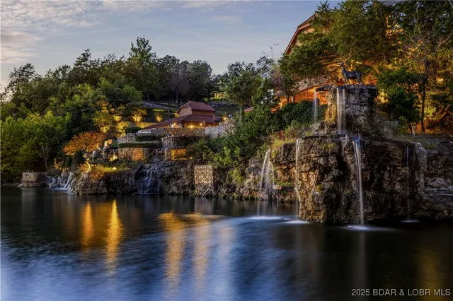 $8,900,000 | 120 Carson Drive, Sunrise Beach, MO 65079