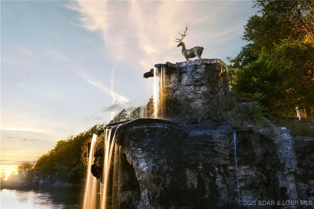 $8,900,000 | 120 Carson Drive, Sunrise Beach, MO 65079