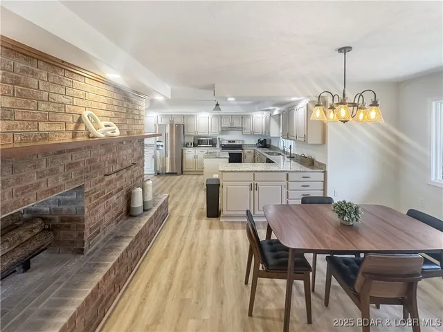 $8,900,000 | 120 Carson Drive, Sunrise Beach, MO 65079