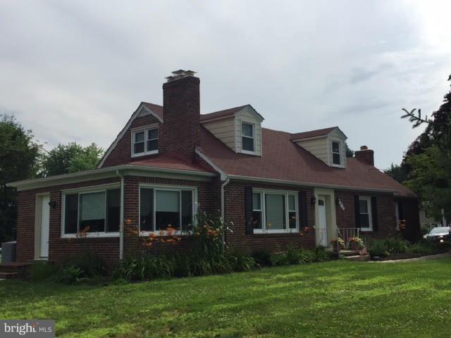 902 Uniontown Road Westminster, MD 21158 - Photo 1 of 30 Exterior (Front)