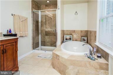 902 Uniontown Road Westminster, MD 21158 - Photo 14 of 30 Bath (Master)