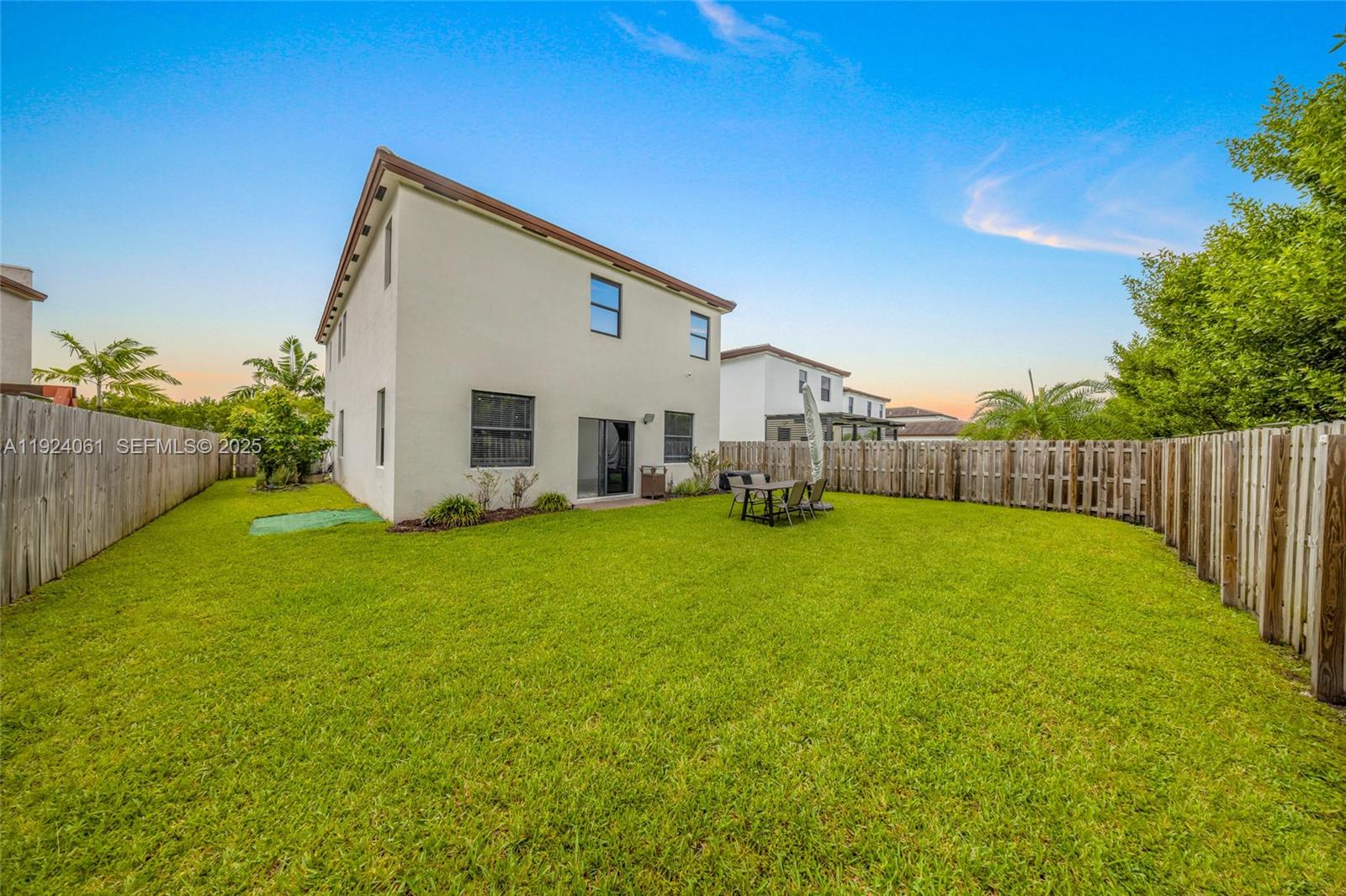 268 Northeast 210th Way Miami, FL 33179 - Photo 57 of 98