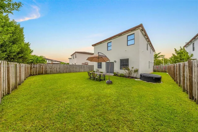 $949,000 | 268 Northeast 210th Way, Miami, FL 33179