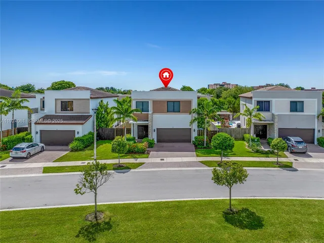 $949,000 | 268 Northeast 210th Way, Miami, FL 33179