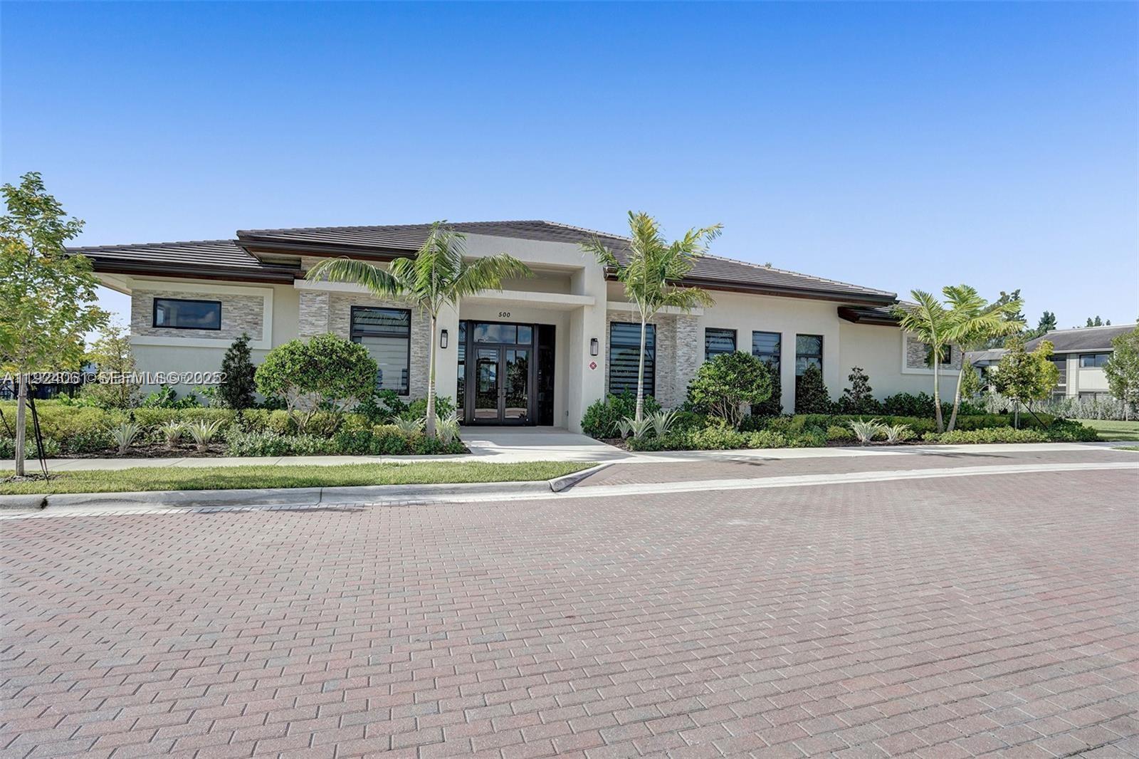 268 Northeast 210th Way Miami, FL 33179 - Photo 68 of 98