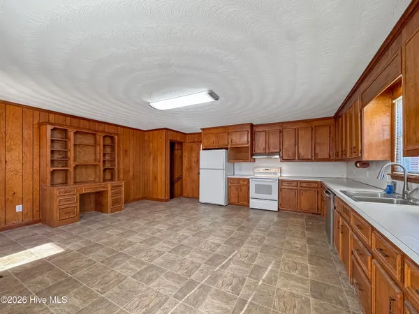 $279,000 | 195 Winfall Boulevard, Hertford, NC 27944