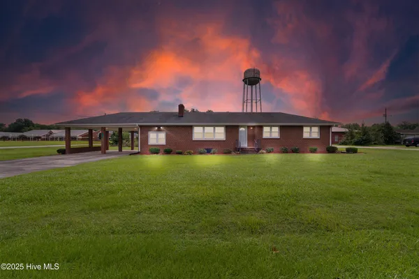 $279,000 | 195 Winfall Boulevard, Hertford, NC 27944